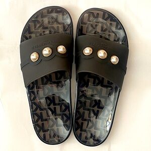 Karl Lagerfeld Tula Jelly Slides Women’s Size 8 with Pretty Pearl Detail NWOT